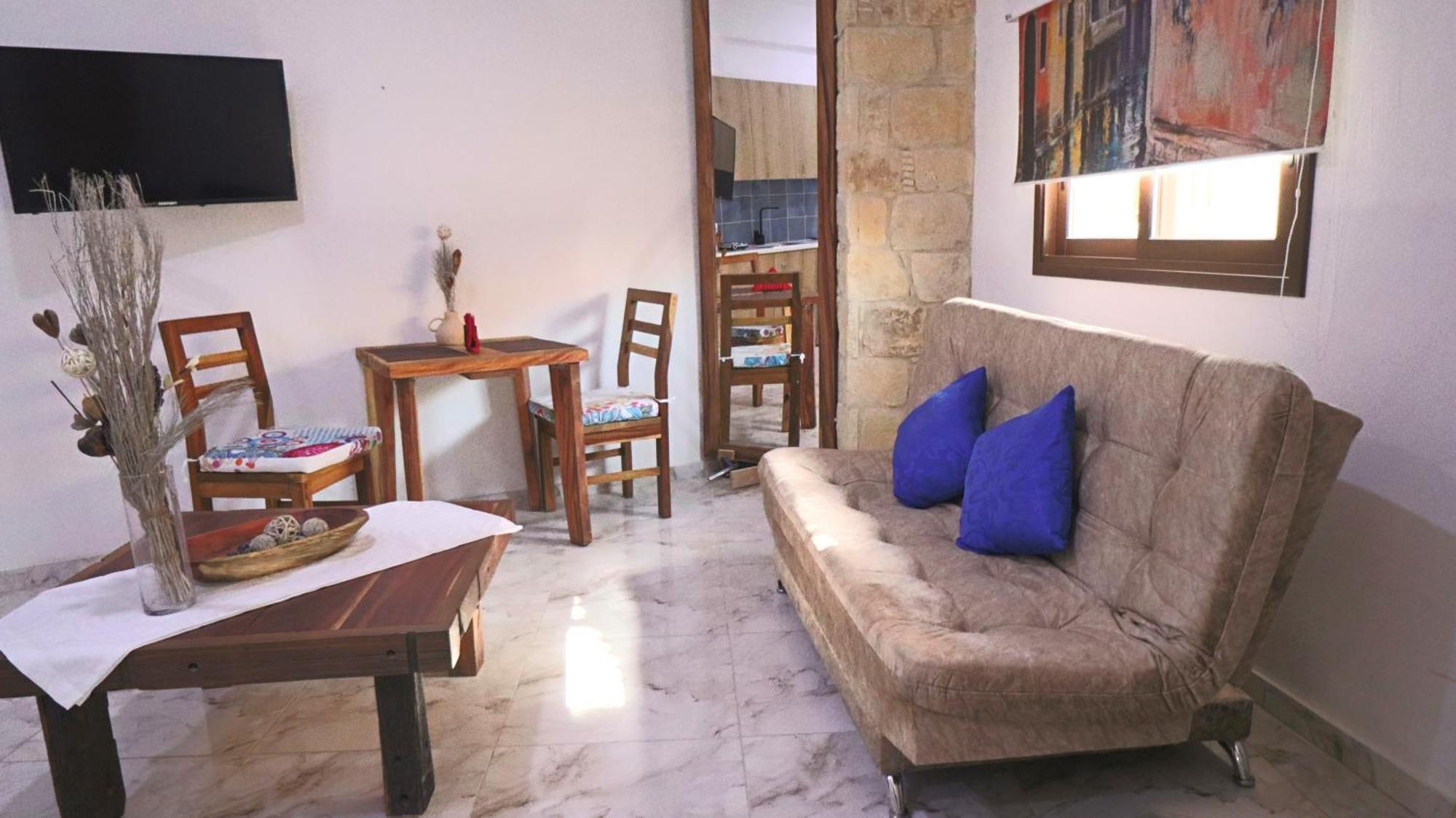 La Hacienda Cyprus Hotell Lemesós Eksteriør bilde